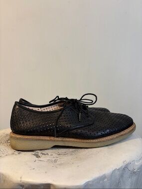 Johnston & Murray Fiona Perf Perforated Lace Up Soft Italian Napa Leather Oxford